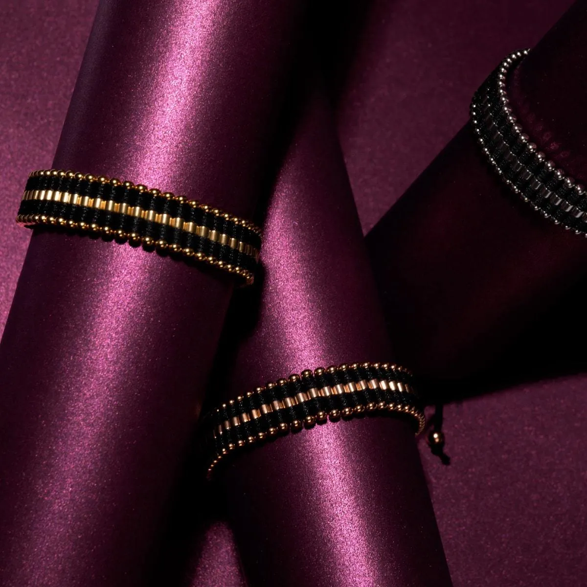 Amici | 18k Gold | Black | Macrame Bracelet