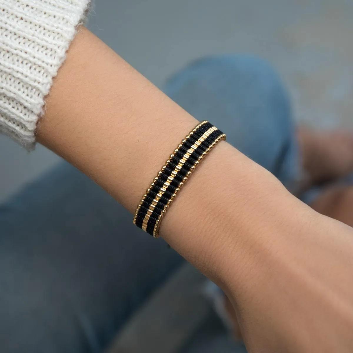 Amici | 18k Gold | Black | Macrame Bracelet