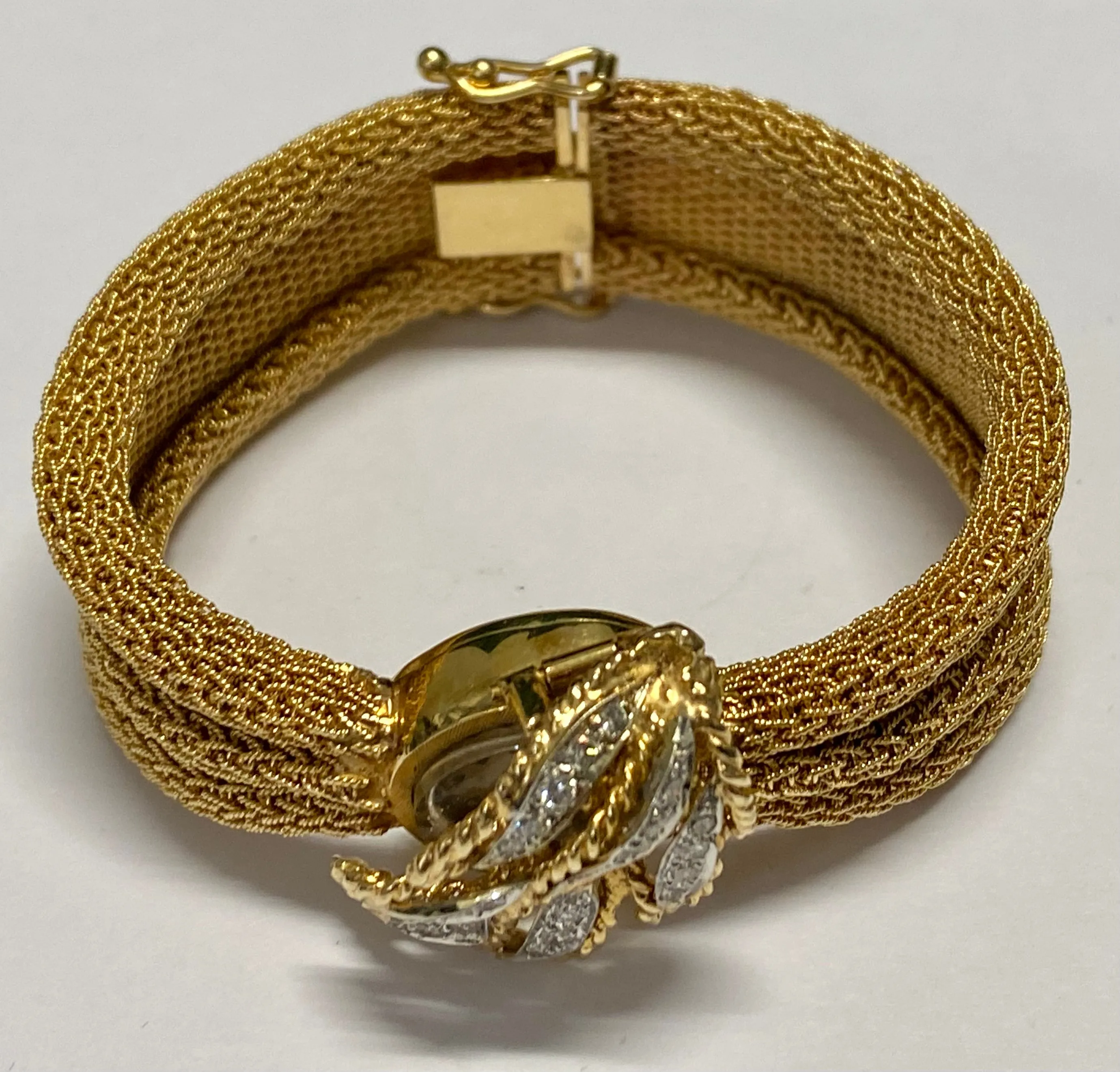 BAUME & MERCIER Vintage Unique Solid Gold w/ 24 Diamonds Watch- $20K APR w/ COA!