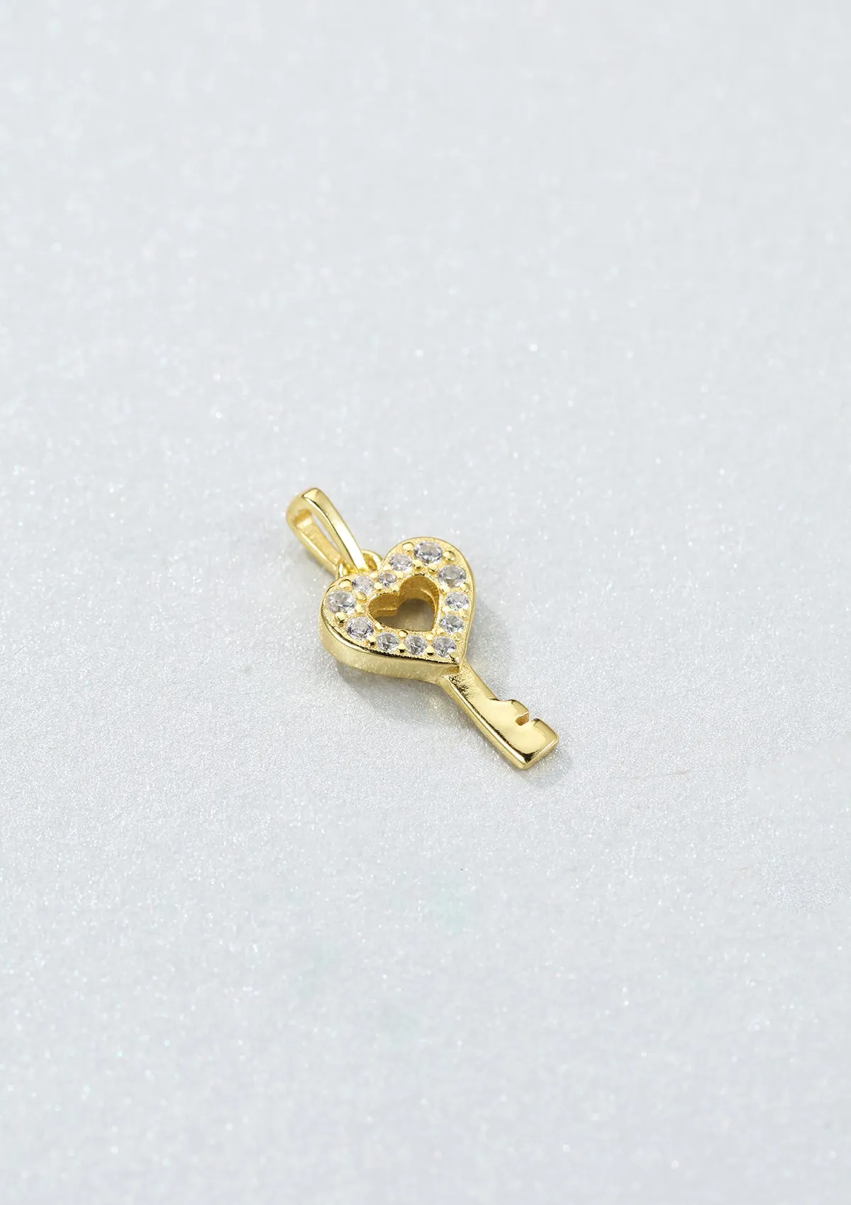Bond Pendant for Loved & Connected in Gold