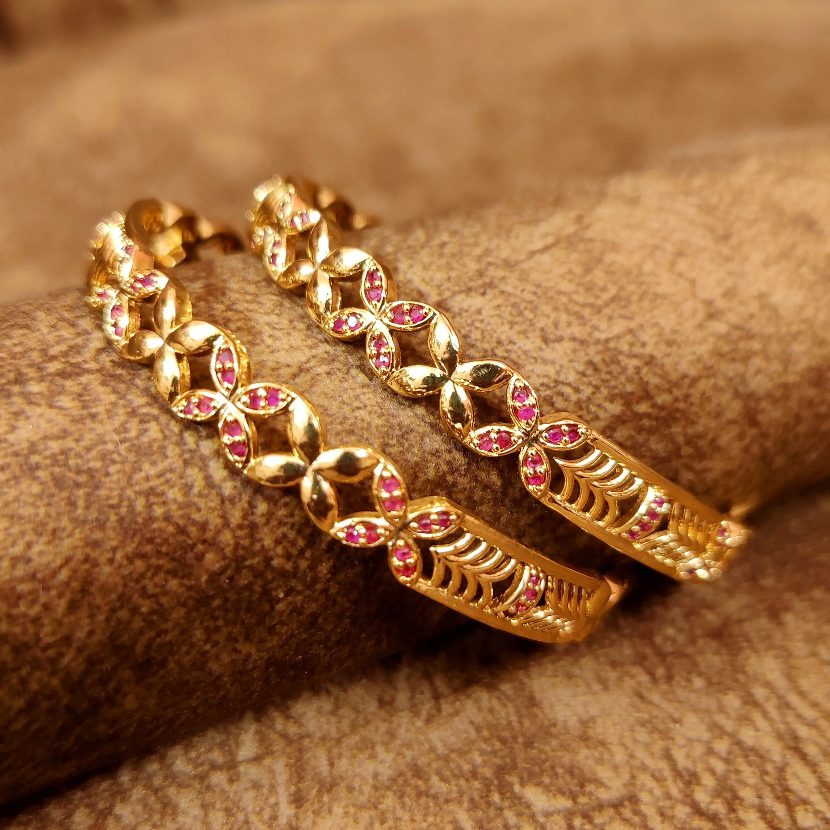 GOLD PATTERN RUBY COLOUR CZ INTRICATE BANGLES