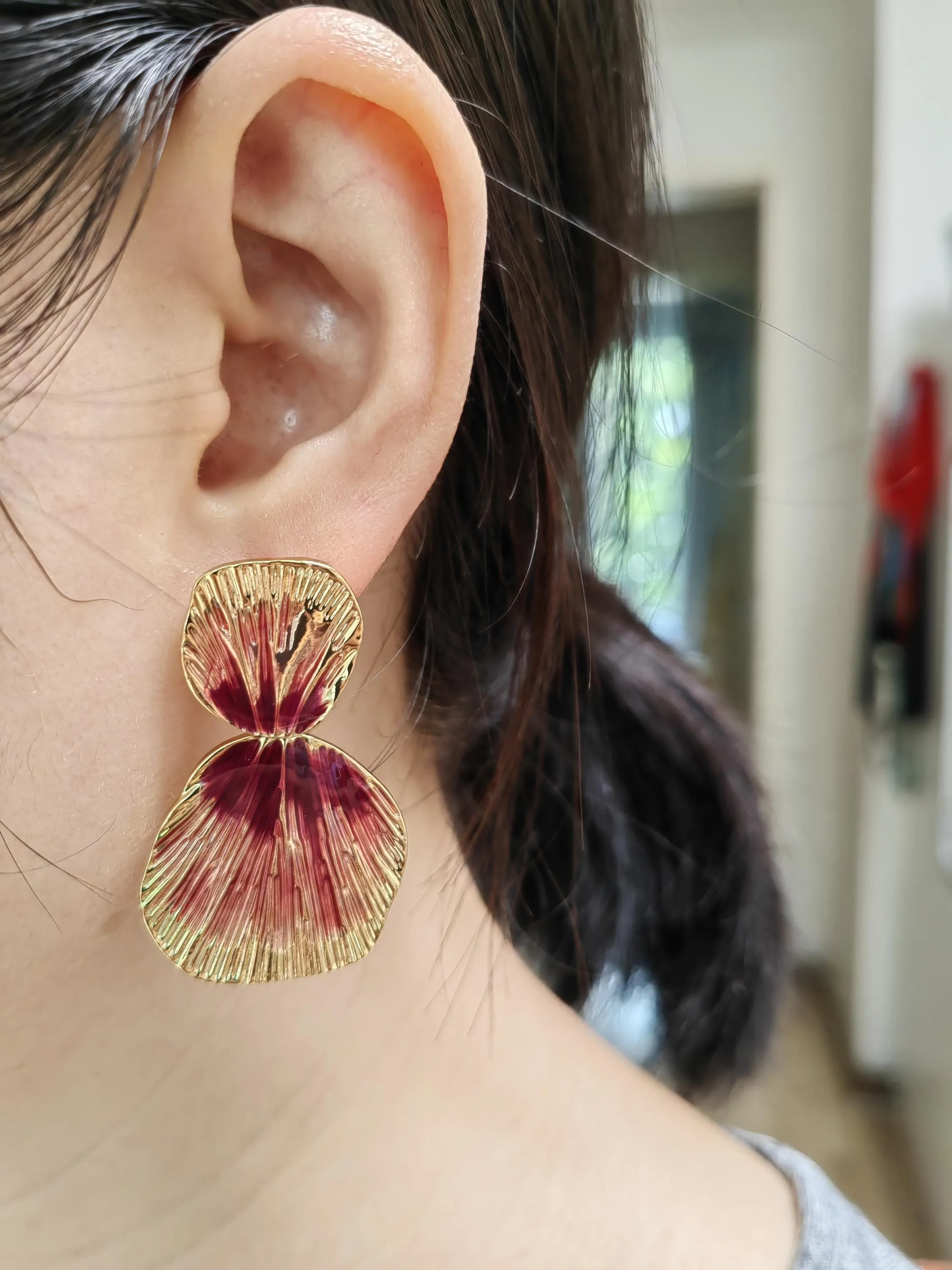 Gold Purple Metal Shell Drop Dangle Statement Earrings