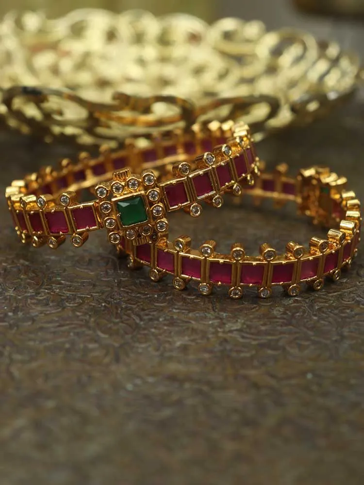 Golden Grace Bangles - Elevate Your Style with Exclusive Design - Enhance Your Feminine Charm