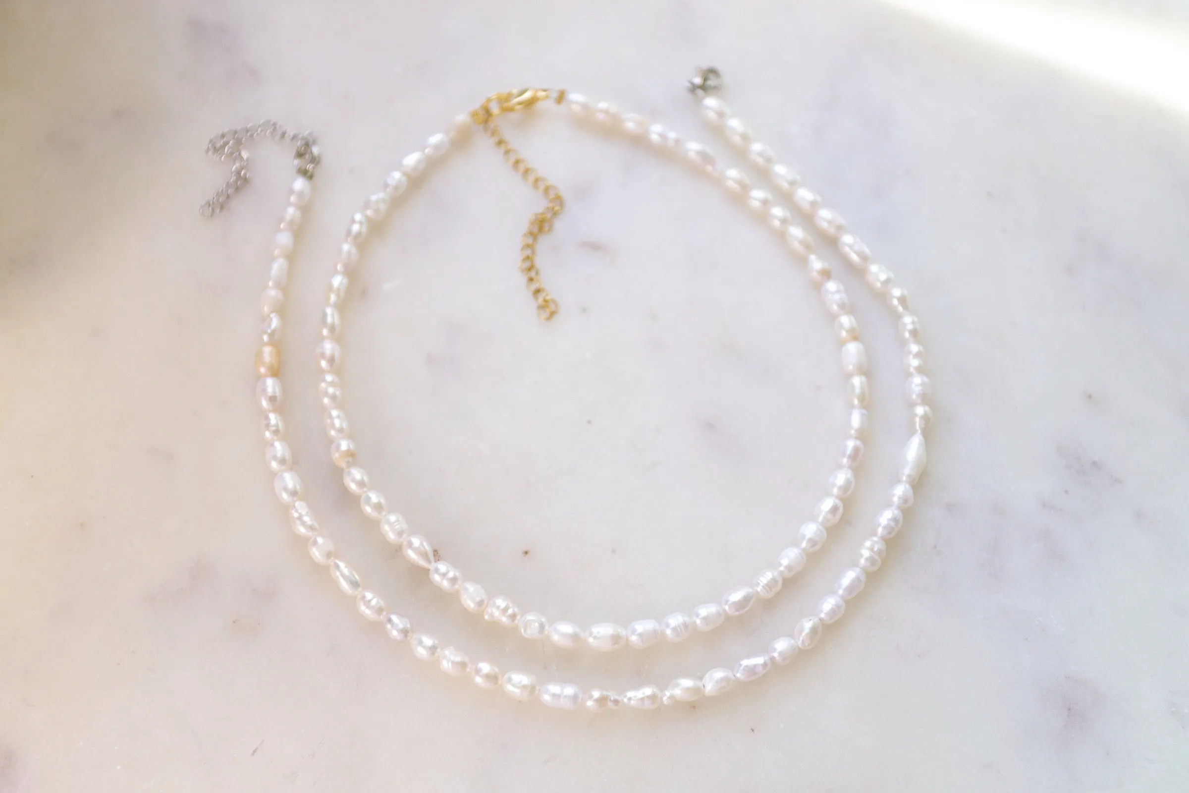 Lustrous Pearl Beaded Choker Necklace