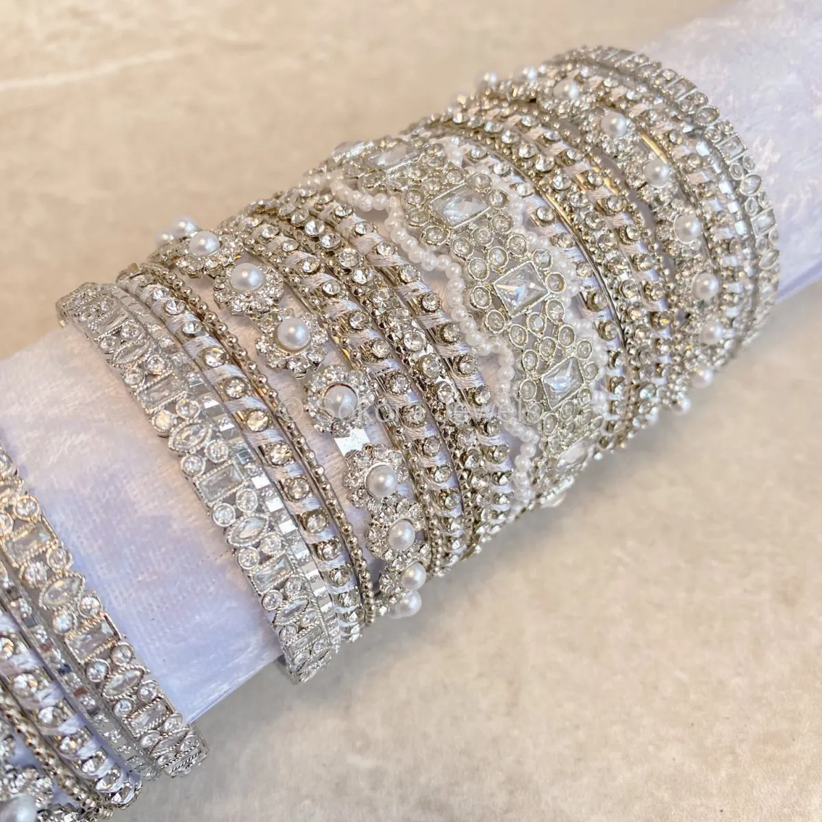 Mehnaaz Luxury Bangle Set - White/Silver