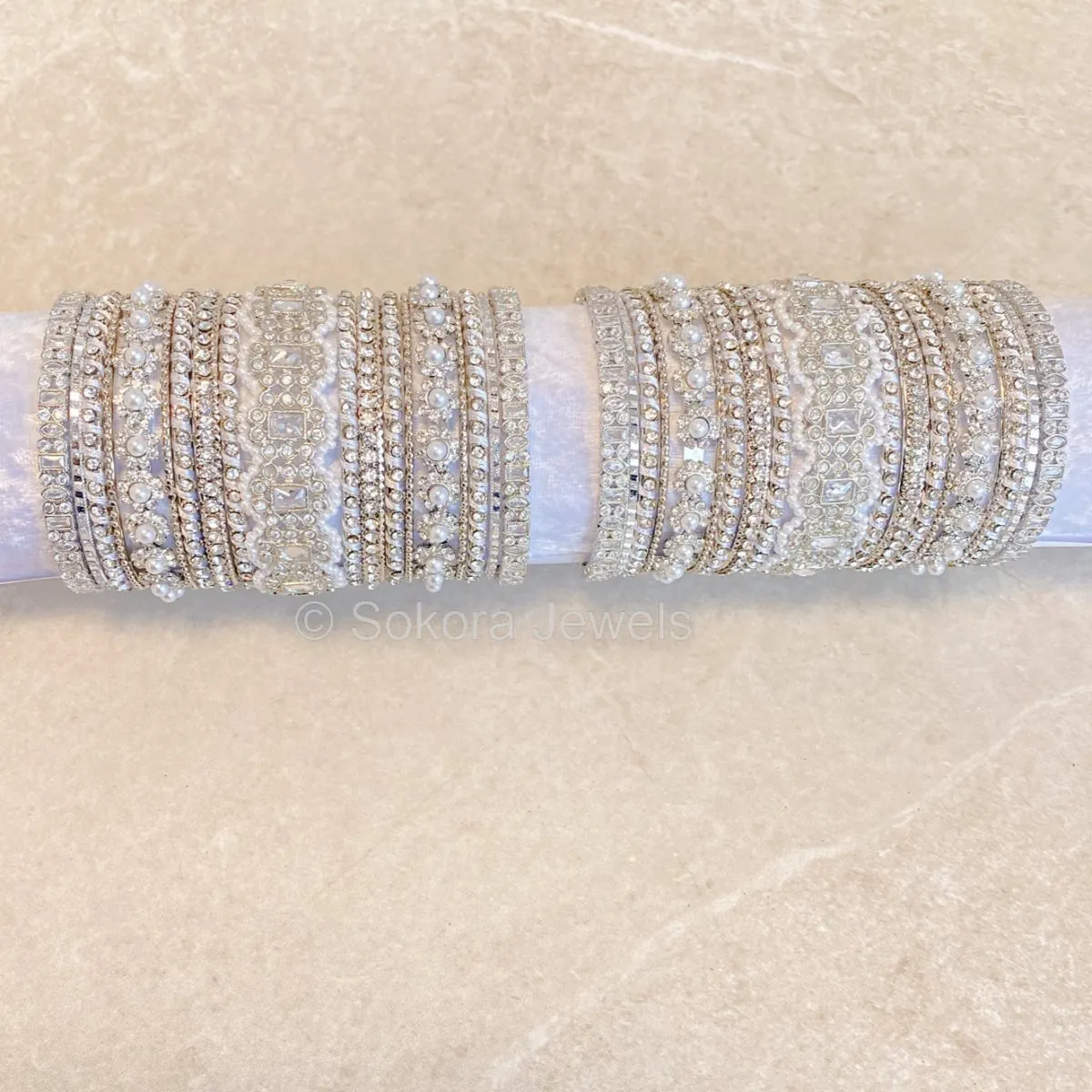 Mehnaaz Luxury Bangle Set - White/Silver