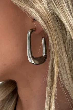 Mona Large Hoop Earrings In Silver