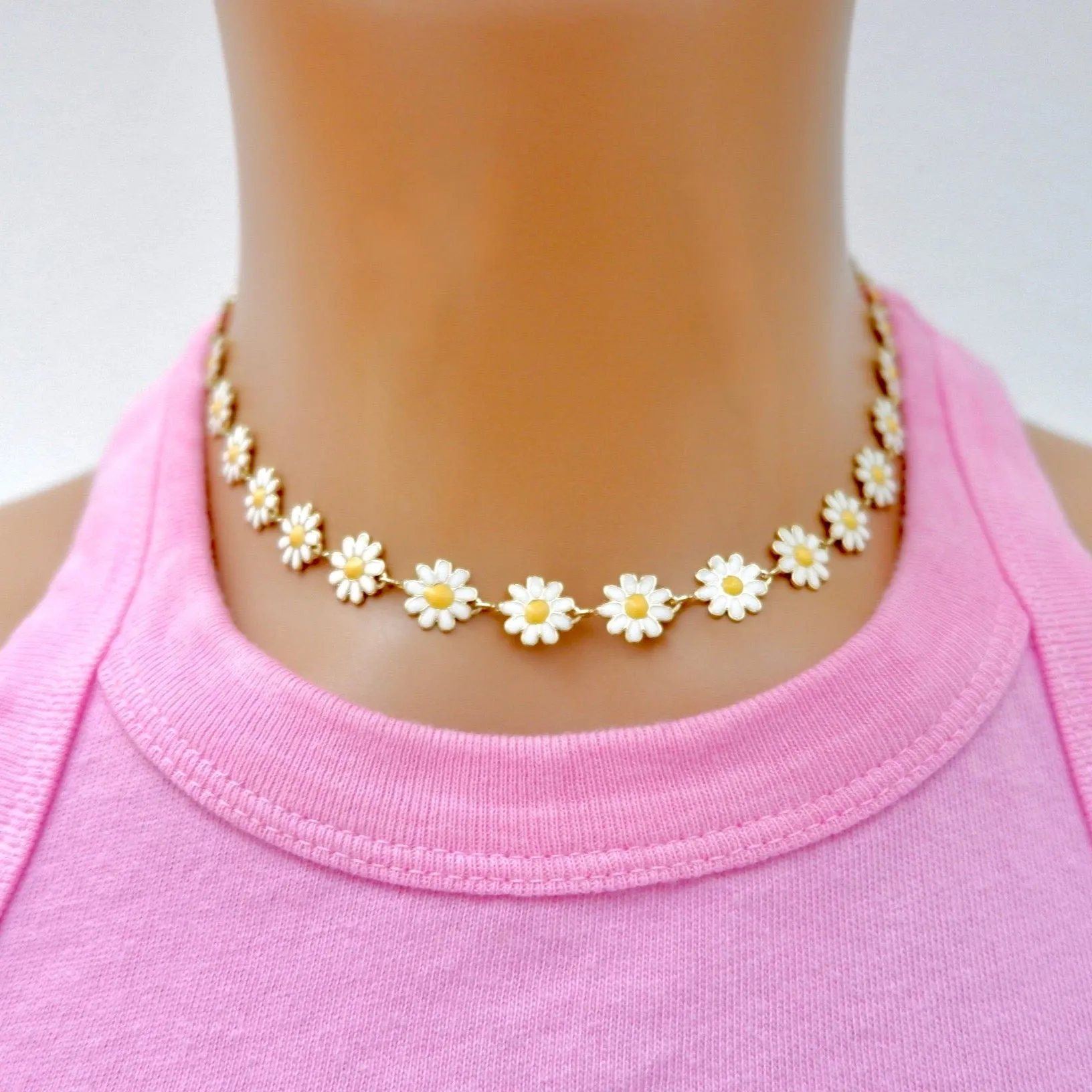 my daisy choker