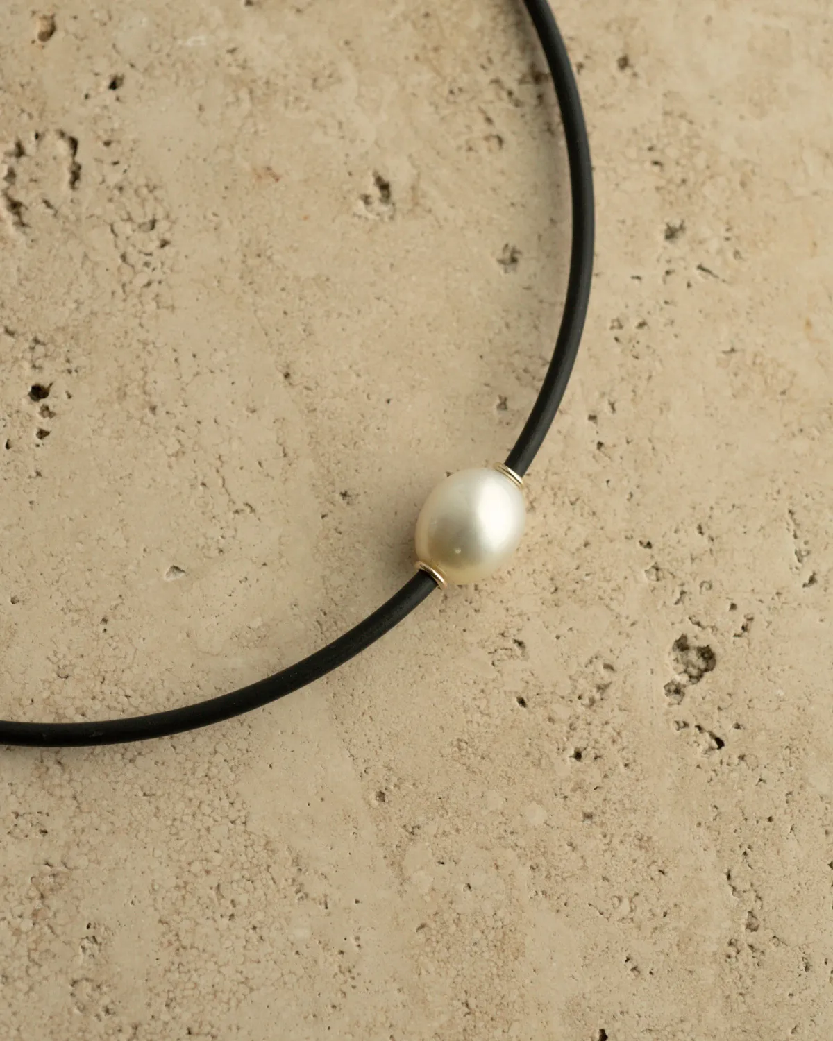 Neoprene Necklace Australian South Sea Cygnet Bay Drop 13mm B1  9ct Yellow Gold