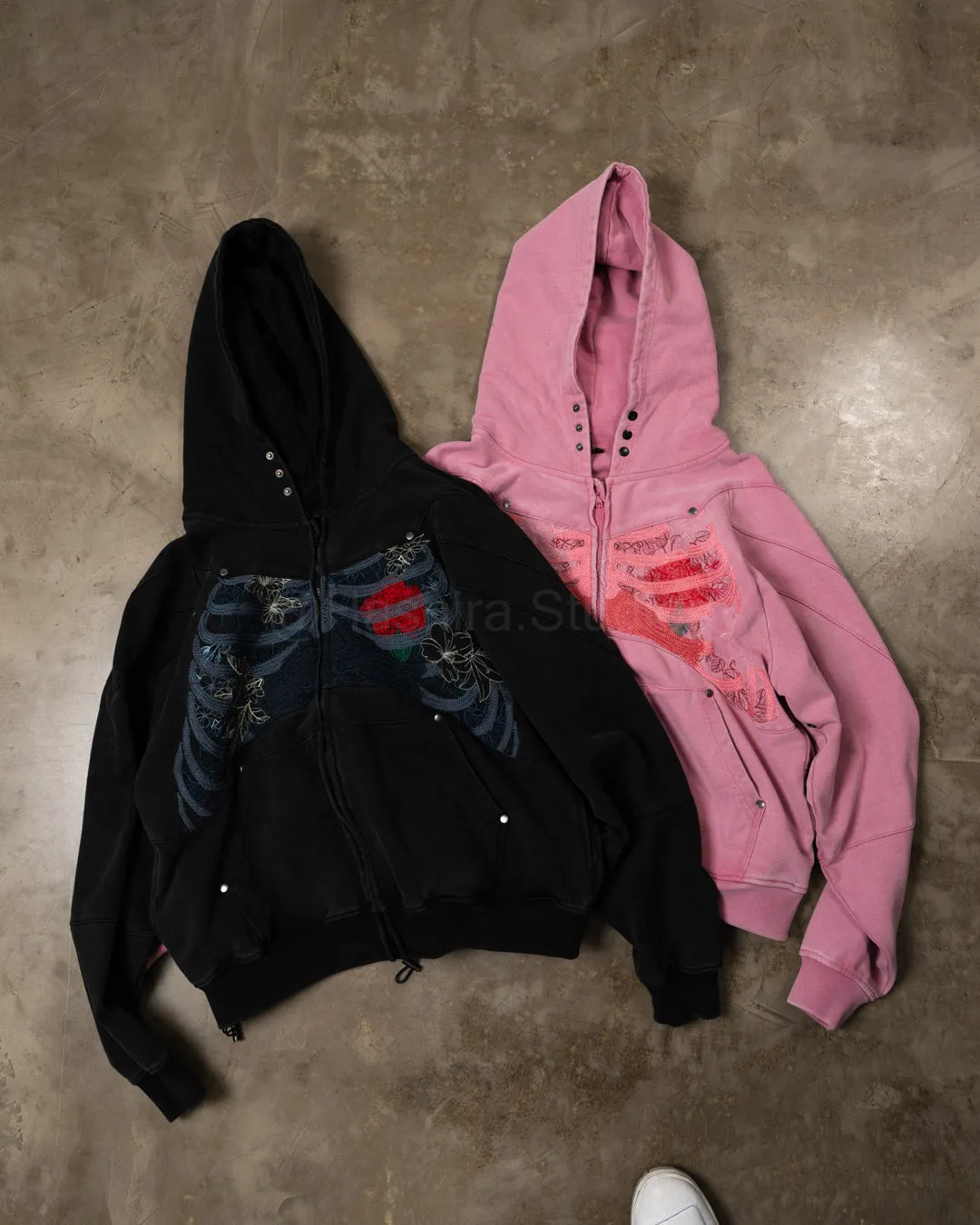 (Pre-Order) Decaying Knight Armor