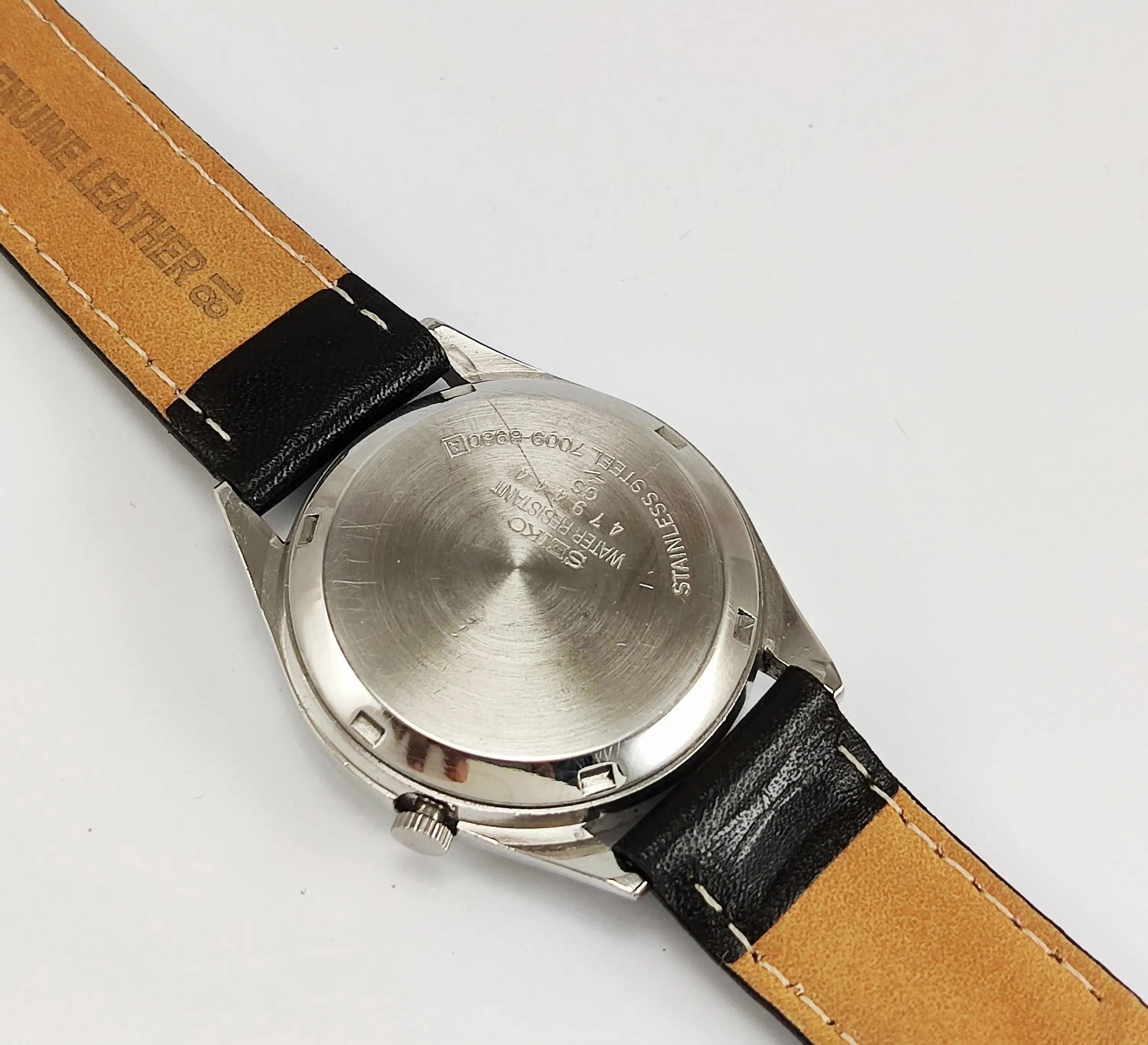 Seiko 5 Automatic-7009A White Color Dial 17 Jewels Day Date Men's Wrist Watch