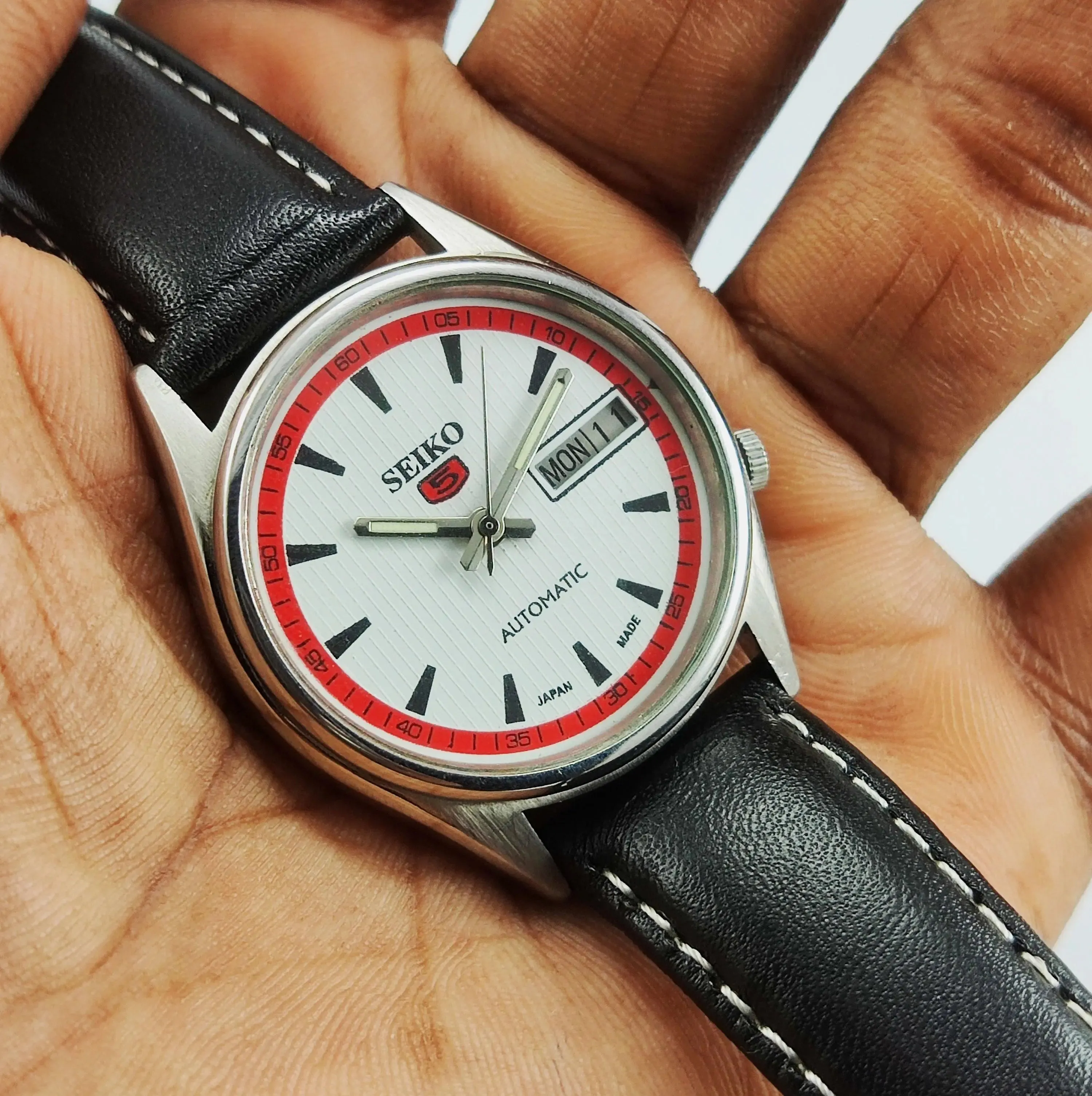 Seiko 5 Automatic-7009A White Color Dial 17 Jewels Day Date Men's Wrist Watch