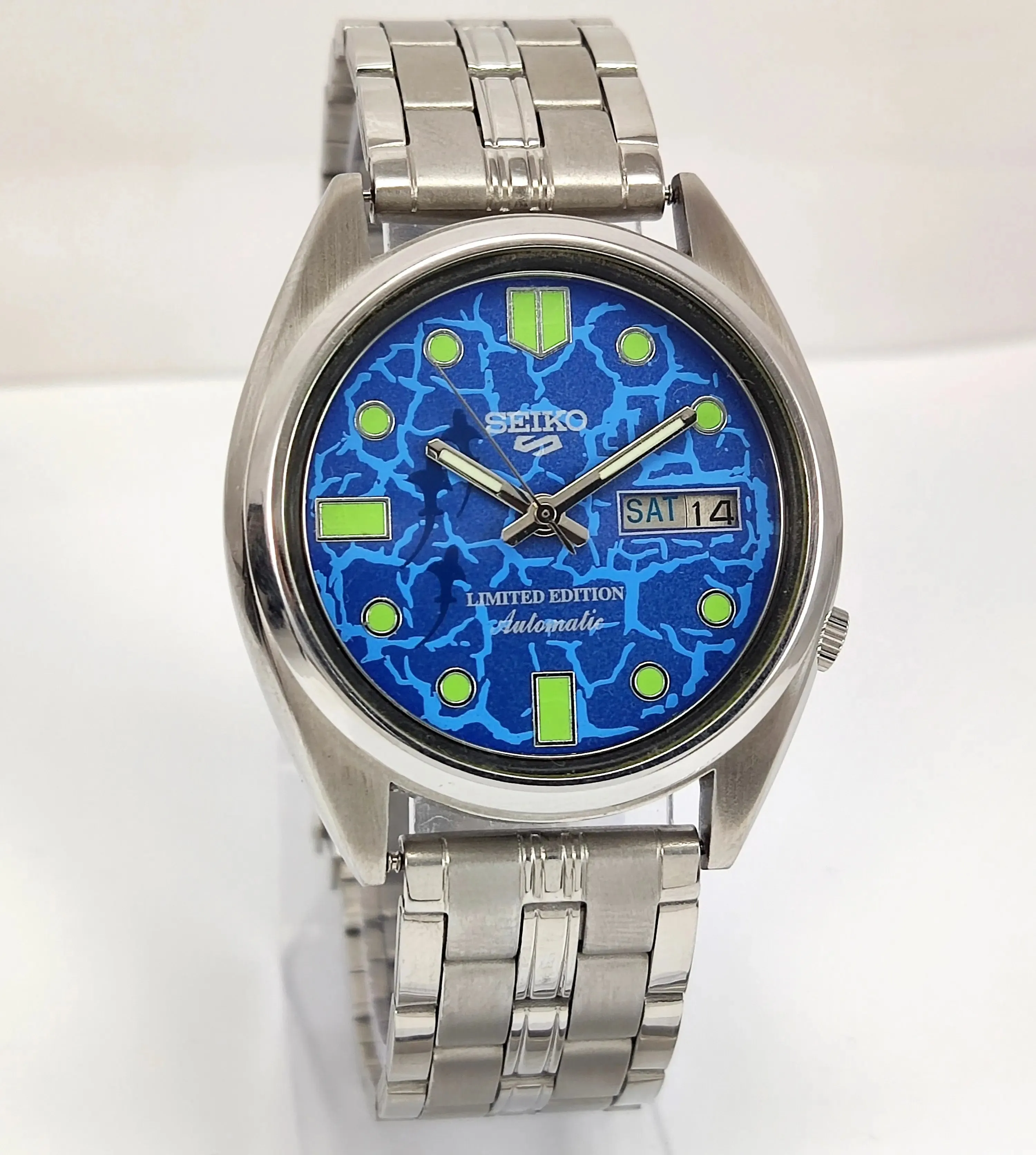 Seiko 5 Blue Dial 17 Jewels Automatic Movement Men's Wrist watch 7009A