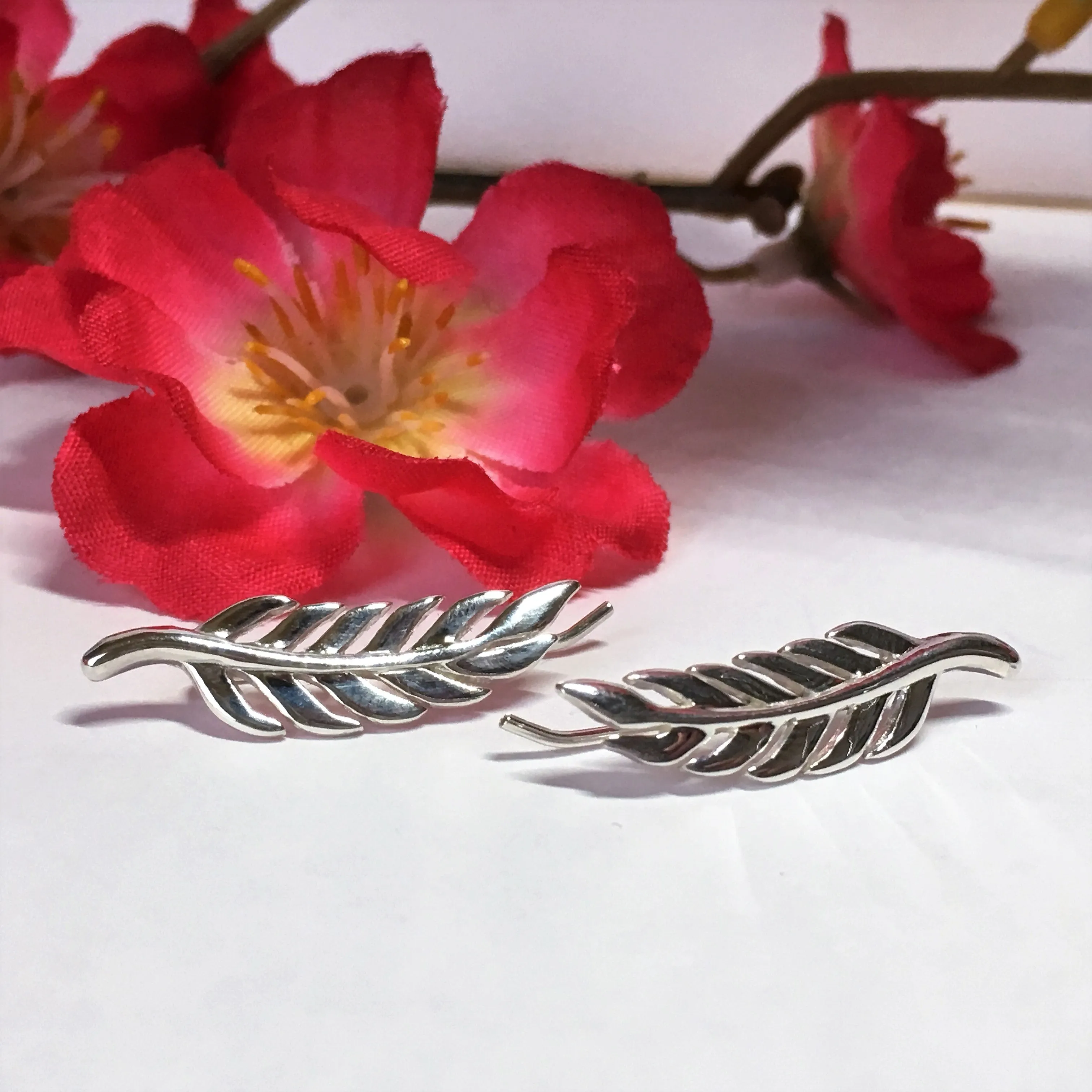 Silver Feather Earrings - SE4478