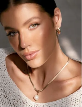SNAKE CHAIN PEARL DROP NECKLACE