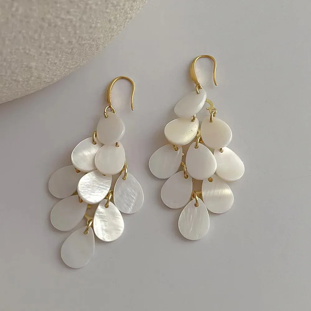 White Shell Waterdrop Tassel Earrings