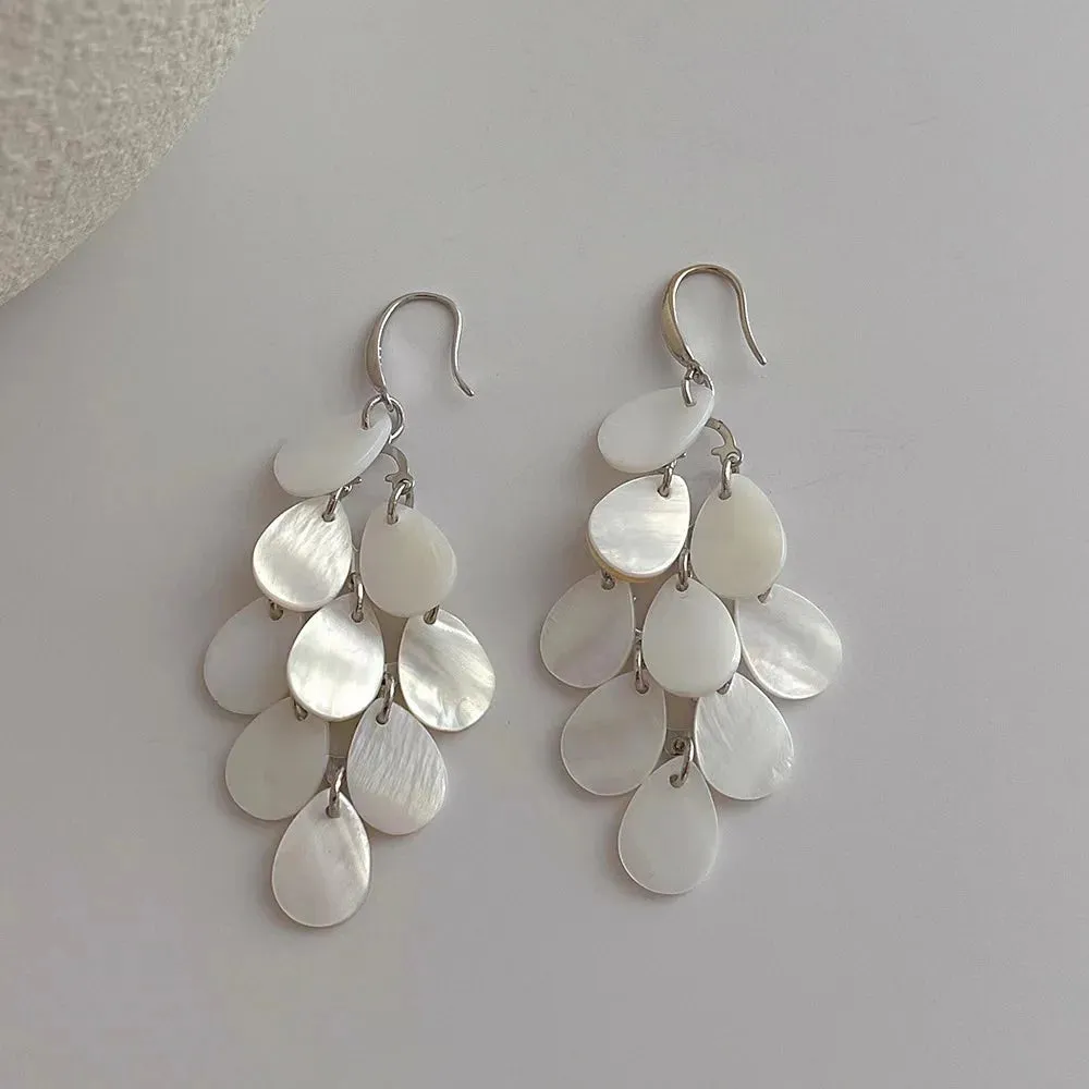 White Shell Waterdrop Tassel Earrings